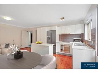 View profile: Renovated Modern Sanctuary with Expansive Proportions and Designer Finishes