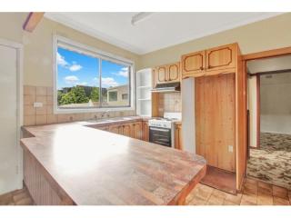 View profile: Spacious Family Home with Large Yard & Balcony Views