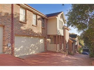 View profile: Spacious Three-Bedroom Townhouse in a Quiet Boutique Block of Three
