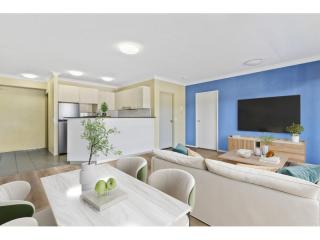 View profile: Modern Comfort in a Convenient Fairy Meadow Setting